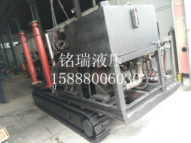 煤礦履帶式坑道鉆機(jī)